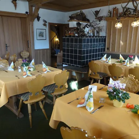 Hotel & Goldene Krone 3*